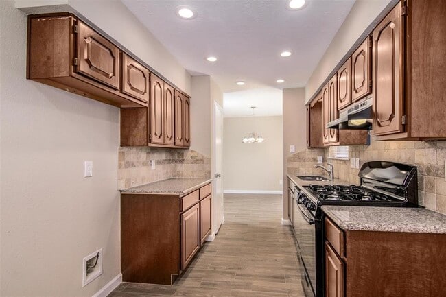 Building Photo - 10542 Kirkgreen Dr