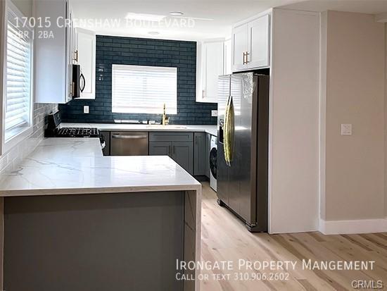 Building Photo - Newly renovated modern duplex - North Torr...