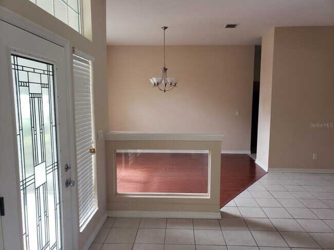 Foto del edificio - 41 Patchogue Ln