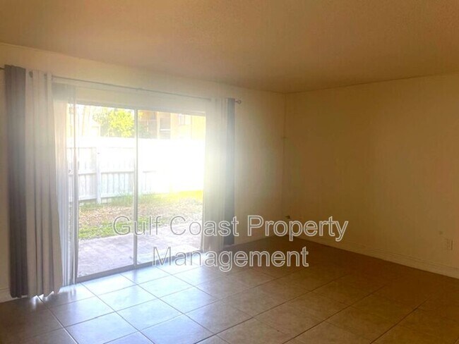 Foto del edificio - 3461 Clark Rd