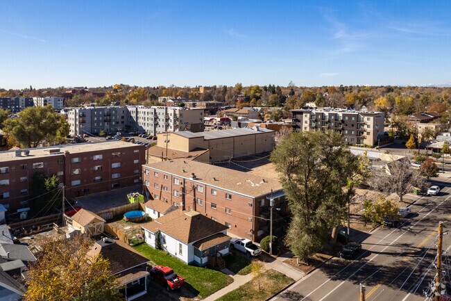 Esquina noreste - Lancelot Apartments