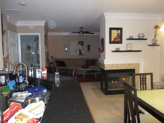 Foto del edificio - 4105 Oxford Ln