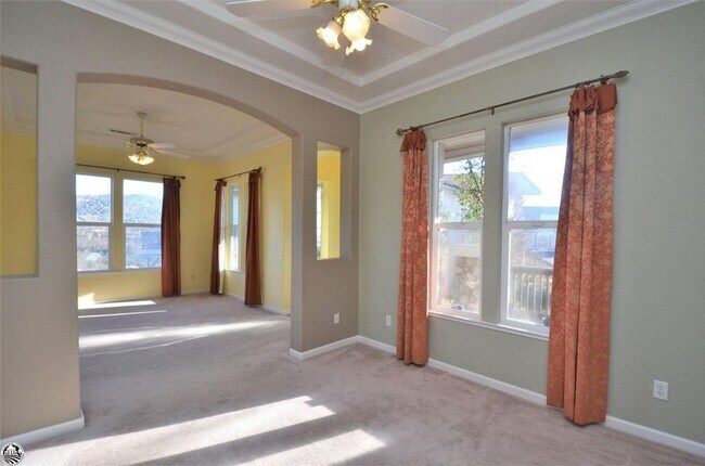Building Photo - Gorgeous Views from the Morning Star Subdi...