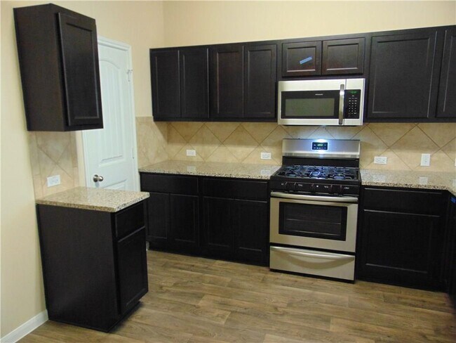 Foto del edificio - 305 Cibolo Creek Dr
