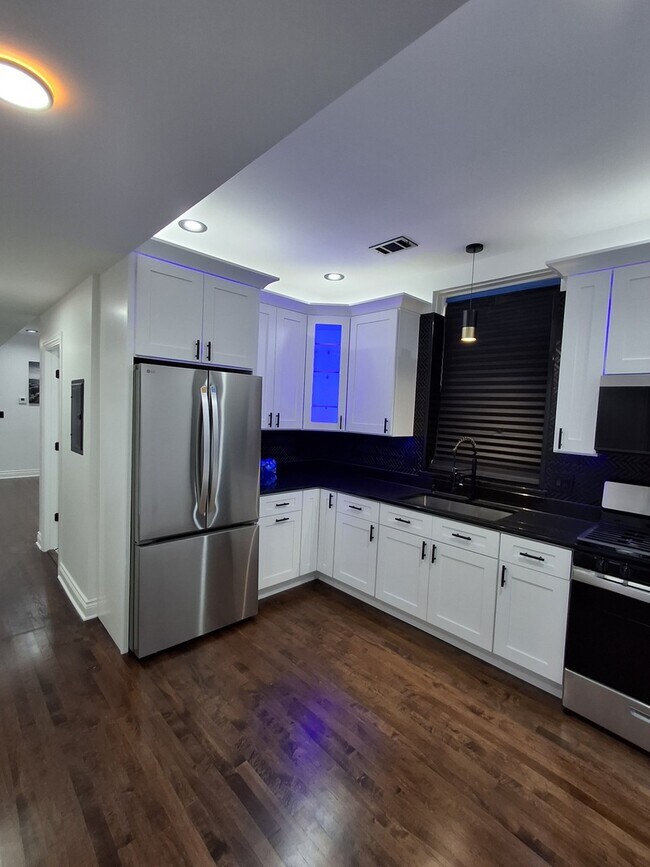 Foto del edificio - 7939 S Justine St