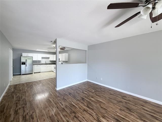 Foto del edificio - 4338 Forest Point Dr