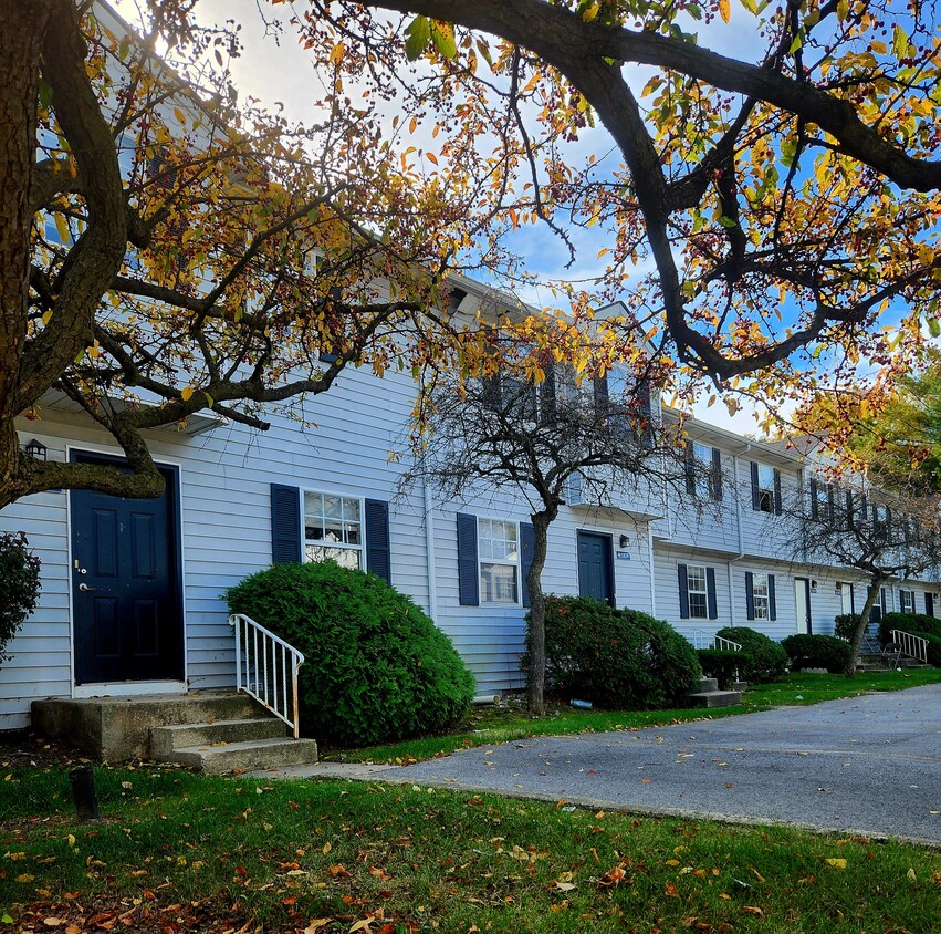 Primary Photo - Canyon Cove Villas and Townhomes