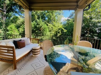 Foto del edificio - 2820 Hillside Springs Dr