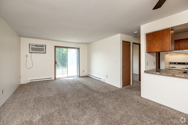 2BR, 1BA - 825SF - Living Room - Woodside Park Apartments