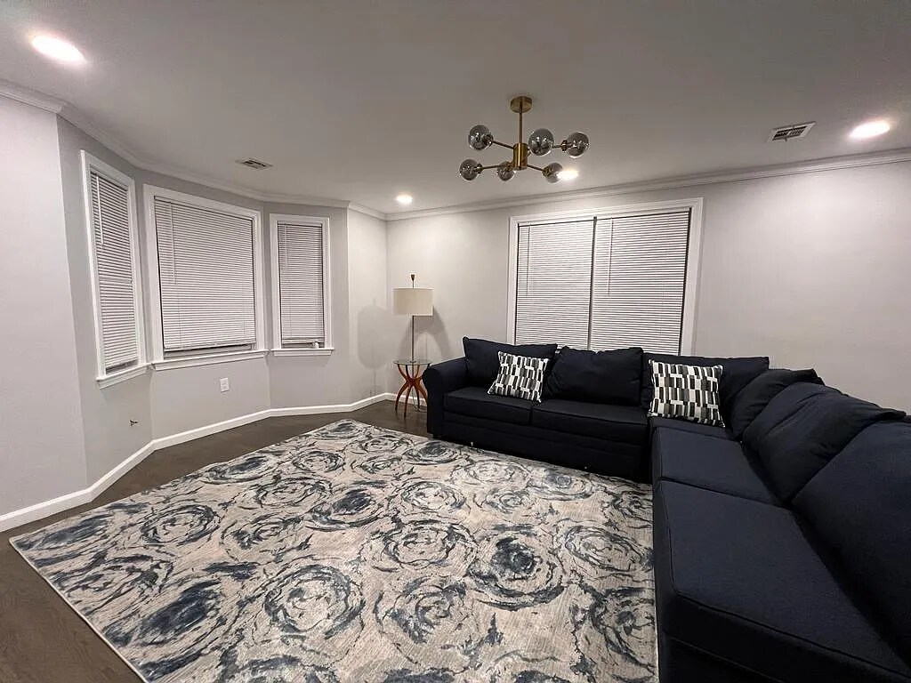 Foto principal - 77 Cedar St
