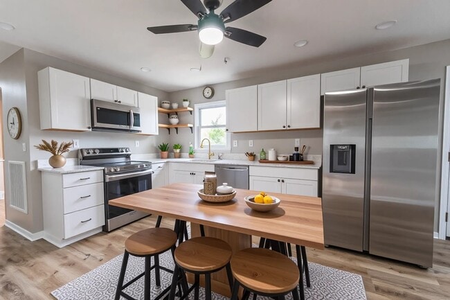 Foto del edificio - 212 Couch St