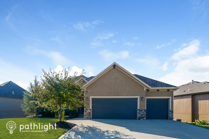 Primary Photo - 9653 Carbondale Street, Lenexa, KS, 66227
