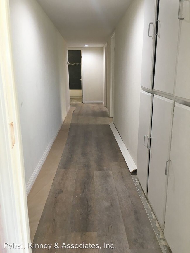 Foto del edificio - 16125 Woodruff Ave