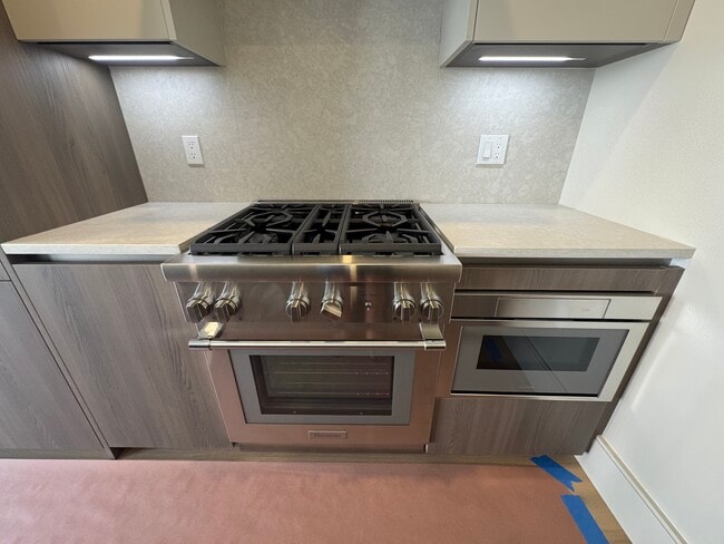 Foto del edificio - 300 Franklin St