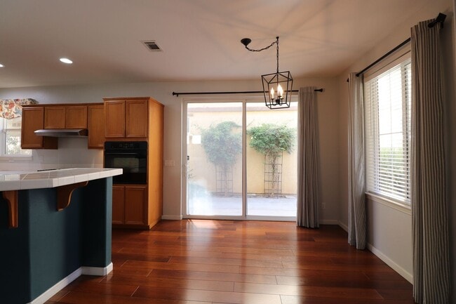 Foto del edificio - Four Bedroom in Arborwalk