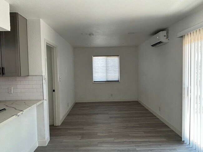 Building Photo - 150 Mortensen Ln