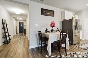 Foto del edificio - 1512 Anhalt Dr