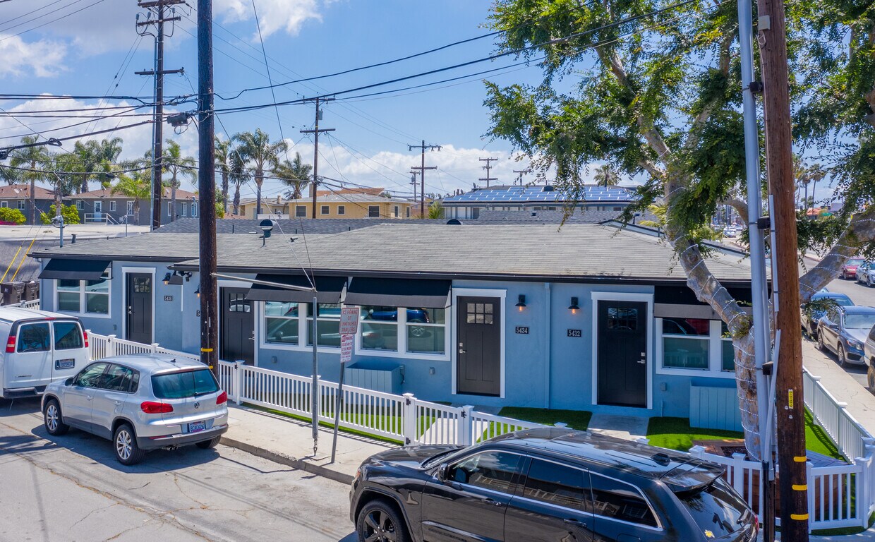 Fully renovated inside & out. - 5432 E Sorrento Dr
