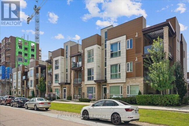 Building Photo - 2370 Khalsa Gate