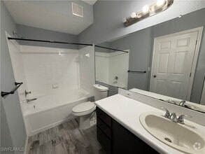 Building Photo - 11561 Villa Grand