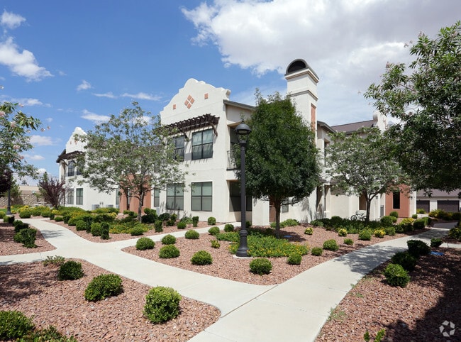 Foto del edificio - Las Mansiones