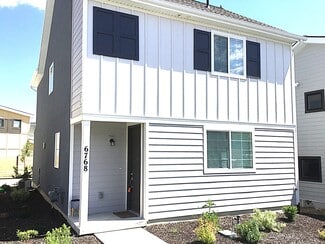 Building Photo - 6768 N Silver Gate Dr