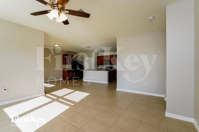 Building Photo - 3452 Acapulco Cir