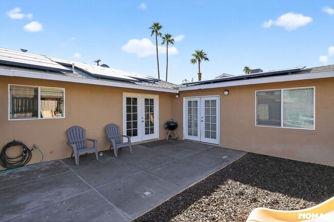 Foto del edificio - 77310 Indiana Ave