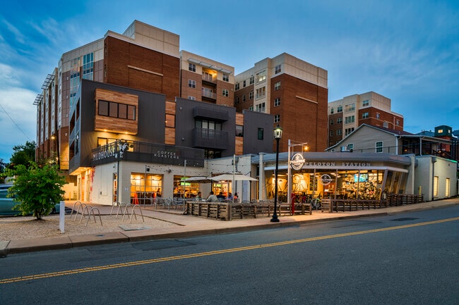 Building Photo - Tenth Street Warehouses
