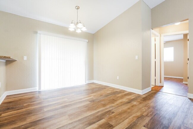 Building Photo - 2429 Vedado St