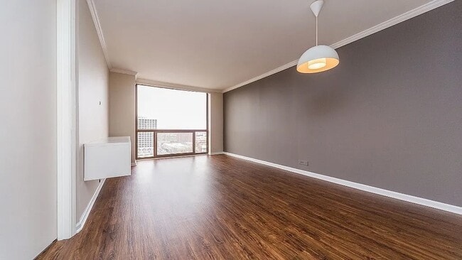 Foto del edificio - 4343 N Clarendon Ave