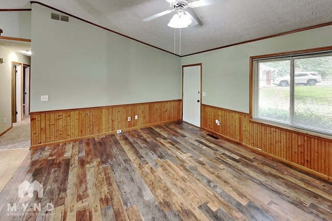 Building Photo - 4549 Strickland Blvd
