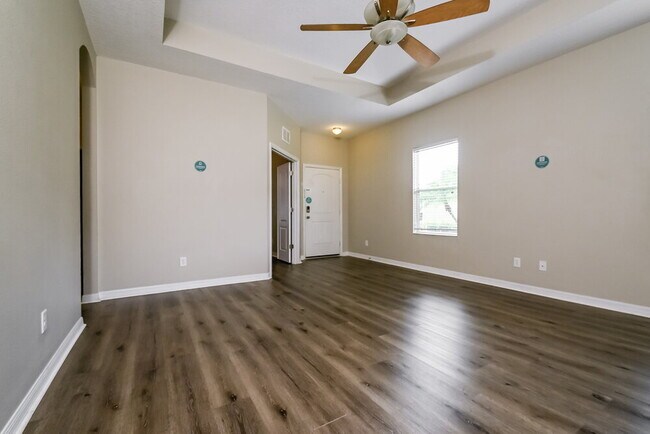 Building Photo - 11621 Piedmont Park Crossing