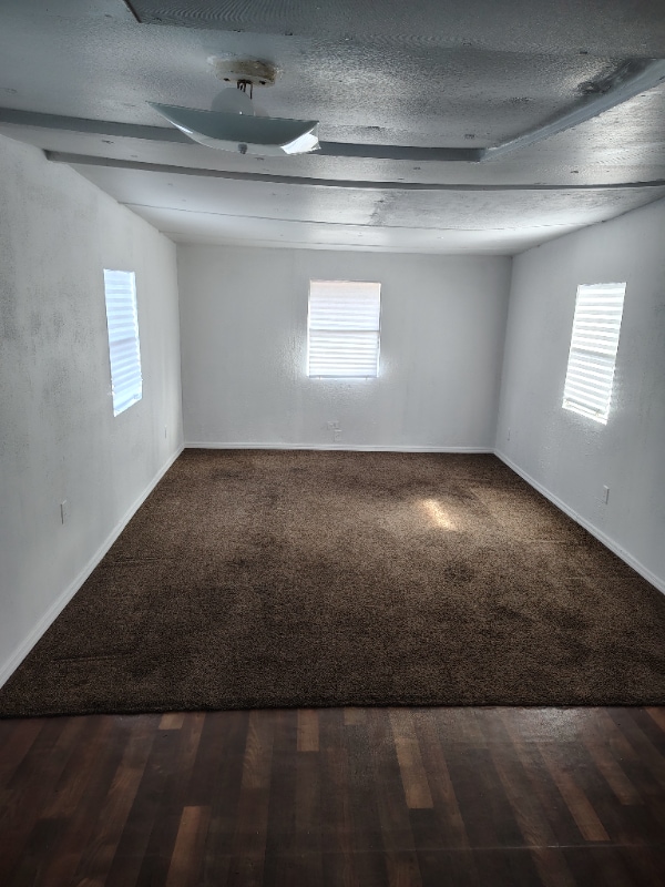 Foto del edificio - 210 SE Camelot Loop