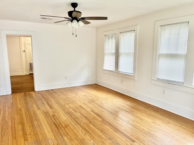 Building Photo - 4065 Capital Heights Ave