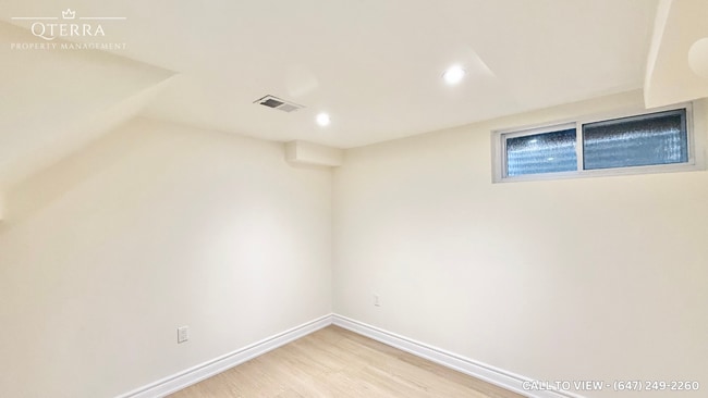 Building Photo - 94 Primula Cres