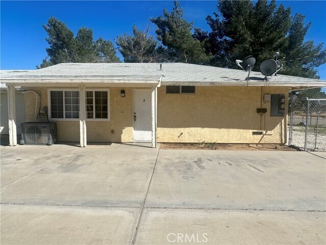 Building Photo - 11326 Lawson Ave