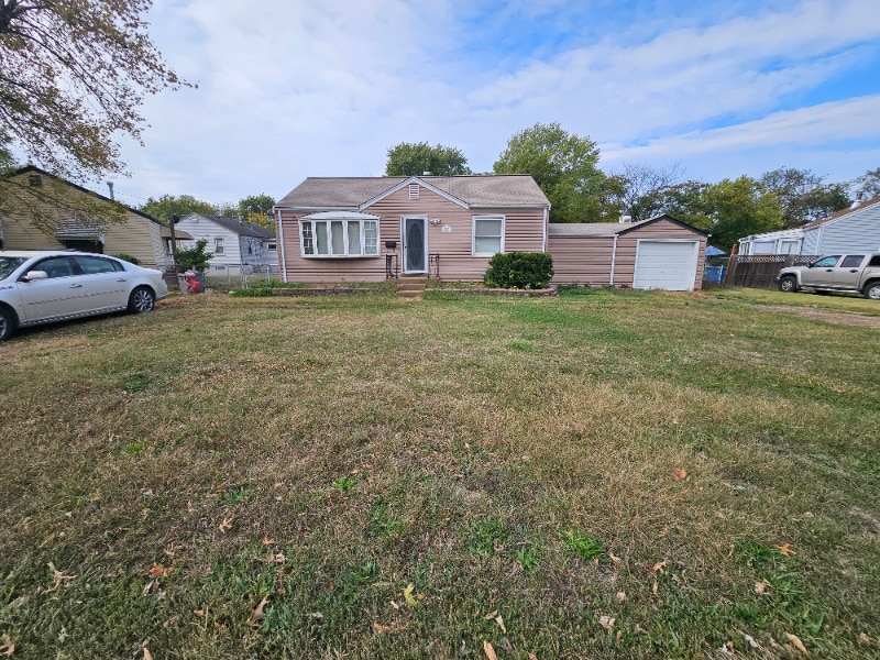 Foto principal - 6207 Fay Dr