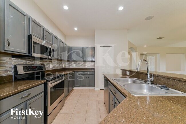 Foto del edificio - 11329 82nd St E