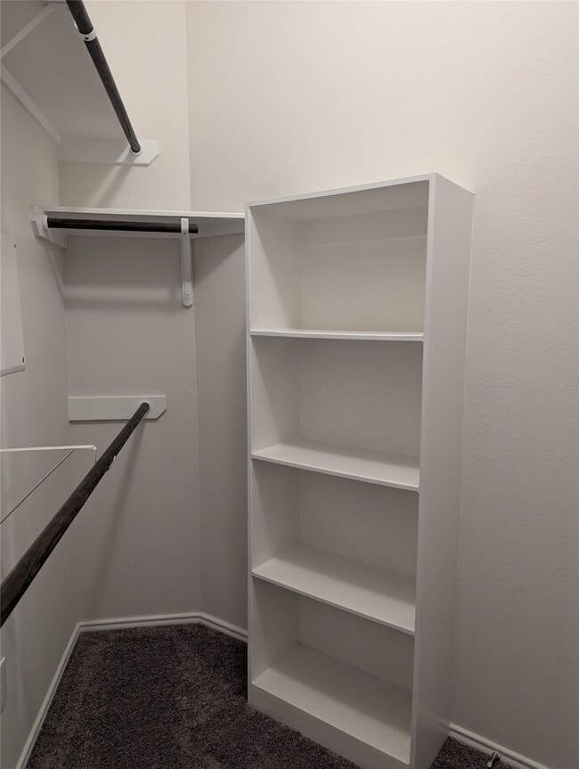 Building Photo - 13319 Lansdown St