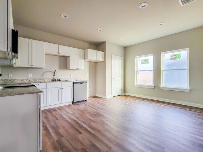 Foto del edificio - Gorgeous 3 Bed 2 Bath Home in Corsicana!