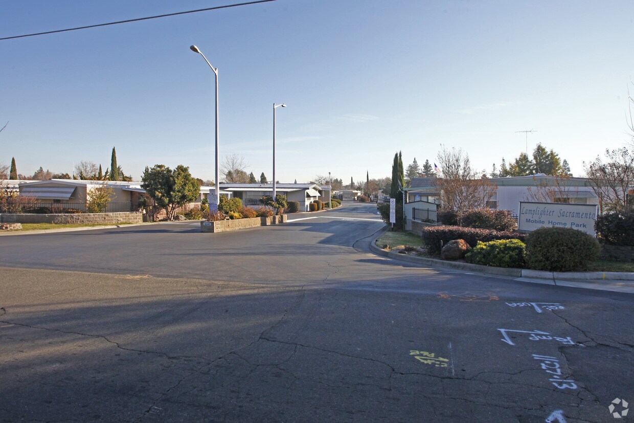 Primary Photo - Lamplighter Sacramento Mobile