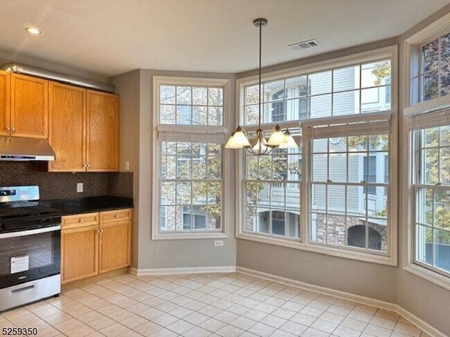 Foto del edificio - 816 Kensington Ln