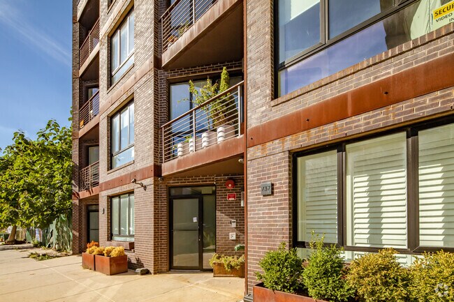 Foto del edificio - 735 Bergen St