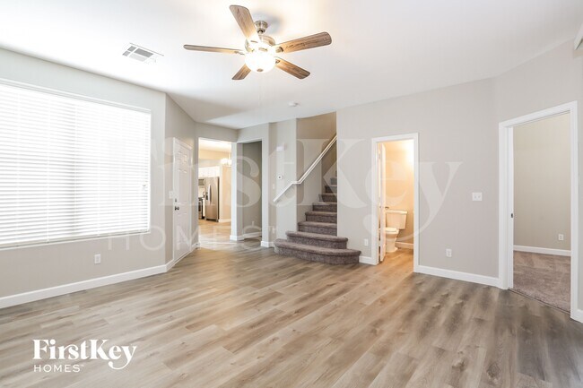 Foto del edificio - 8794 Timberleaf Ct