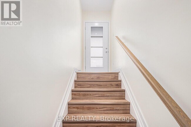 Photo du bâtiment - 897 Laurier St