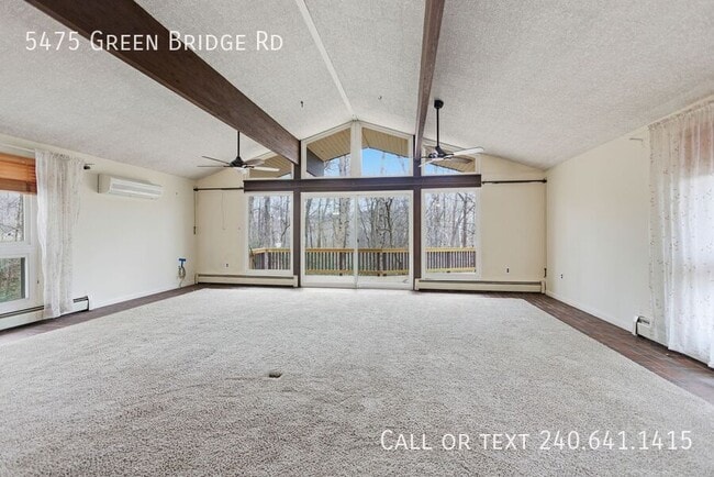 Building Photo - 5475 Green Bridge Rd