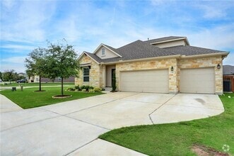 Building Photo - 549 Palmilla St