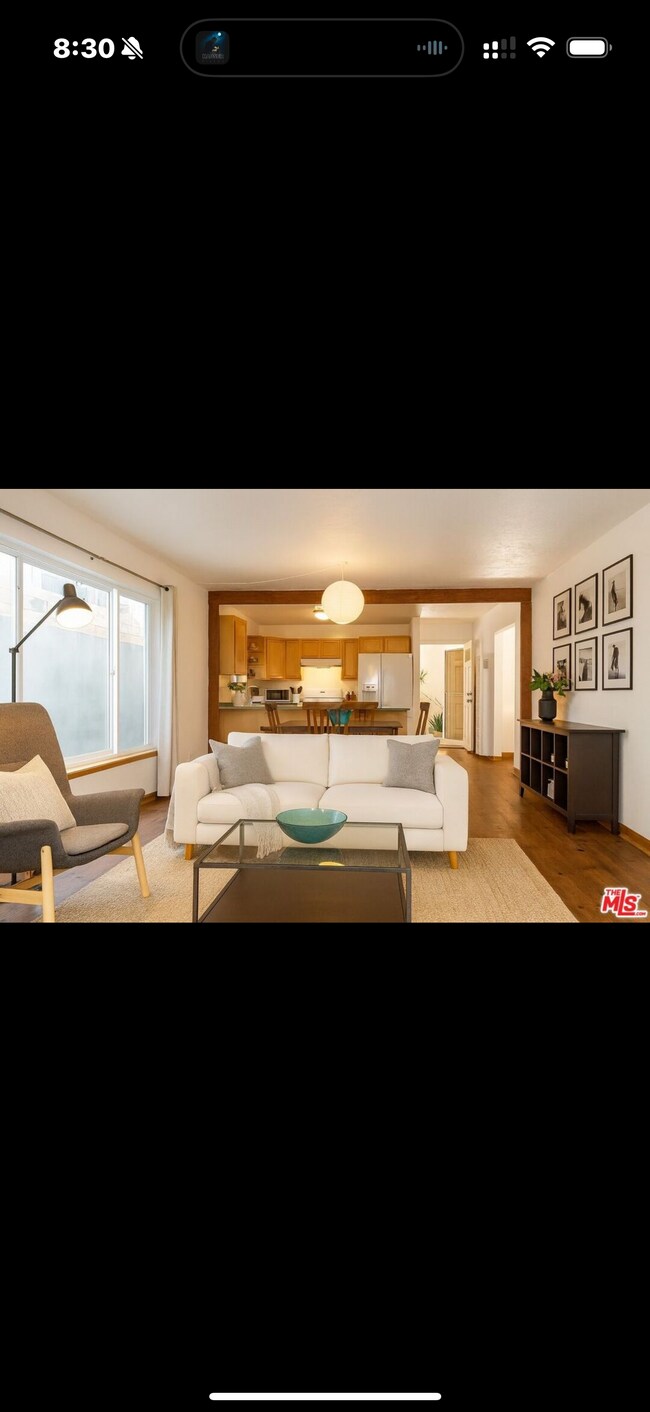 Foto del edificio - 643 Santa Clara Ave