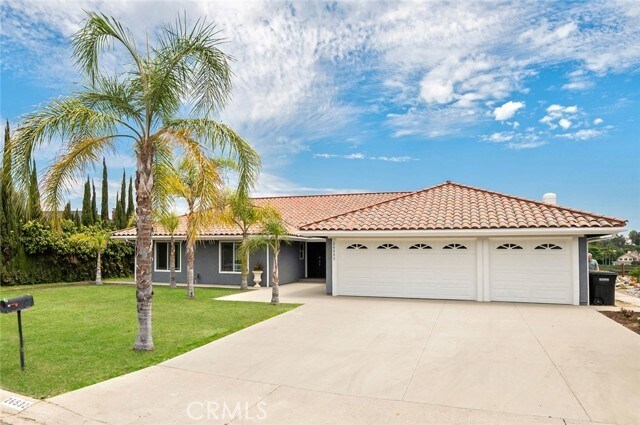 Primary Photo - 26532 Wild View Terrace
